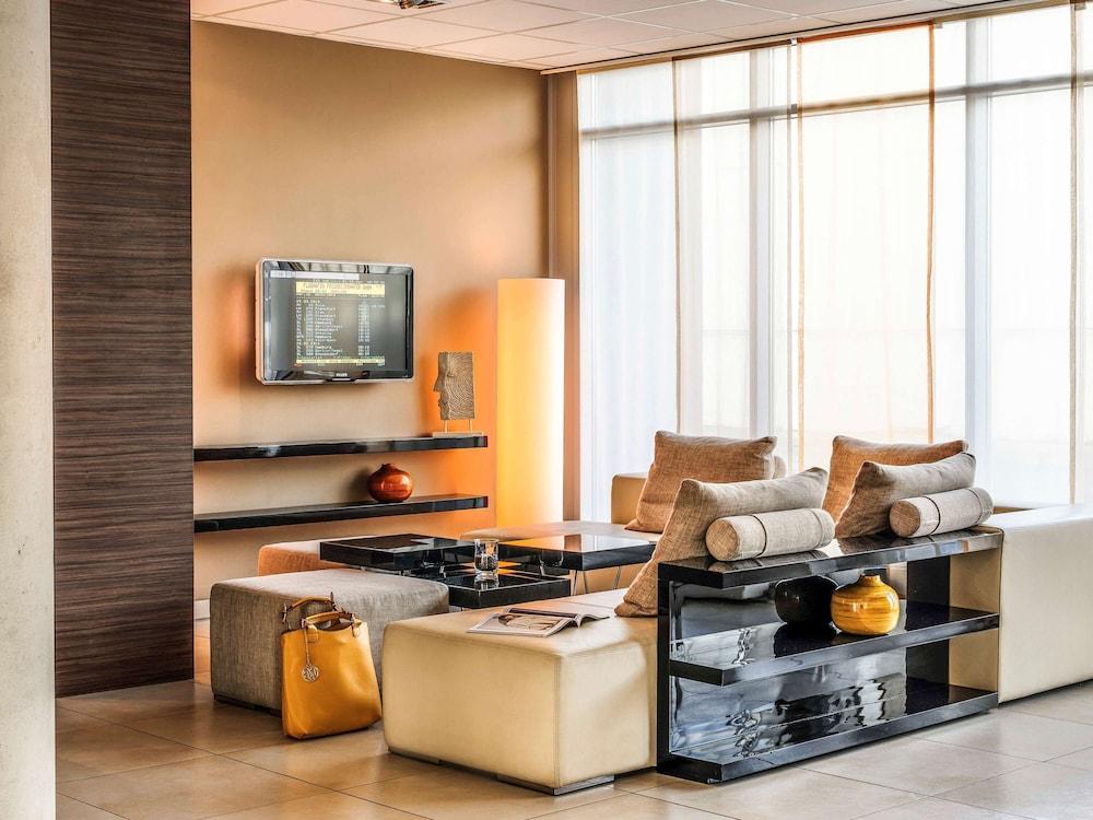 Ibis Hotel Friedrichshafen Airport Messe Esterno foto