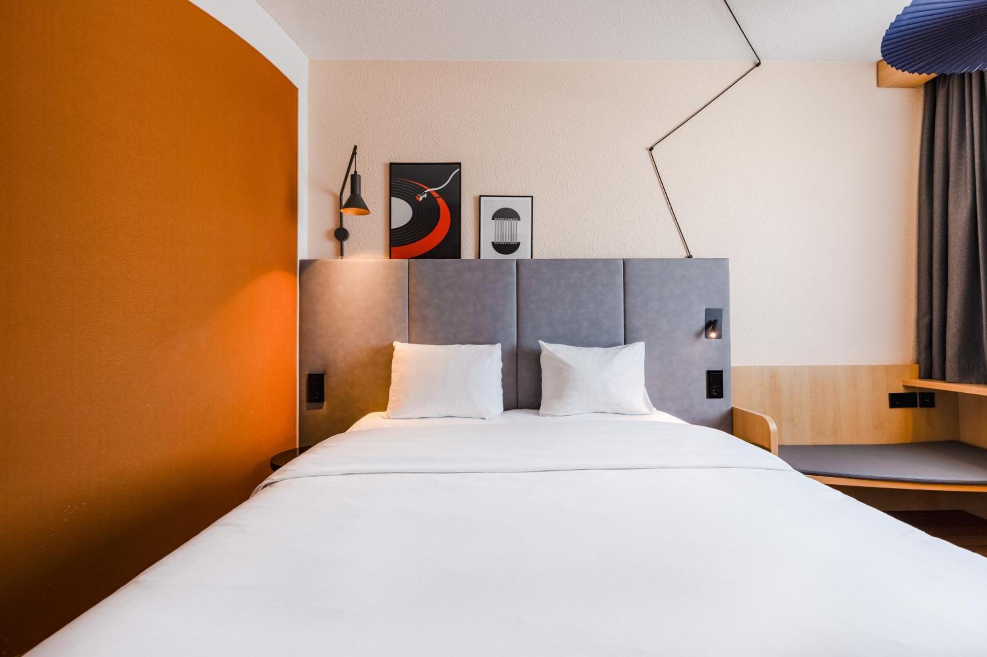 Ibis Hotel Friedrichshafen Airport Messe Esterno foto
